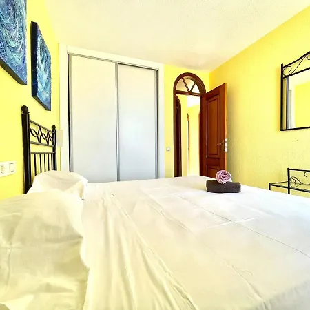 Bonito Apartamento, Bien Comunicado En Tenerife Sur *