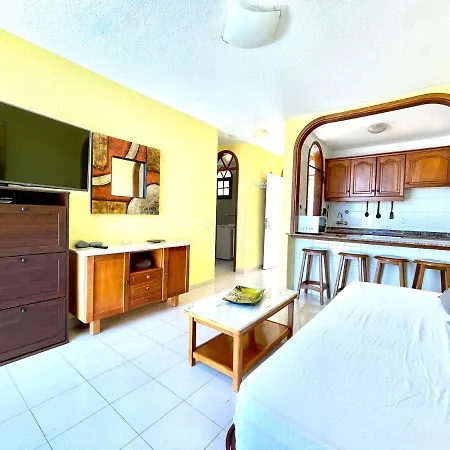 Bonito Apartamento, Bien Comunicado En Tenerife Sur
